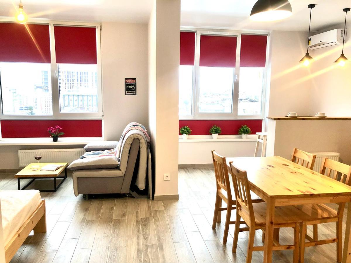 Osapart Beautiful Apartment In A Complex Semycvit Lviv Eksteriør bilde