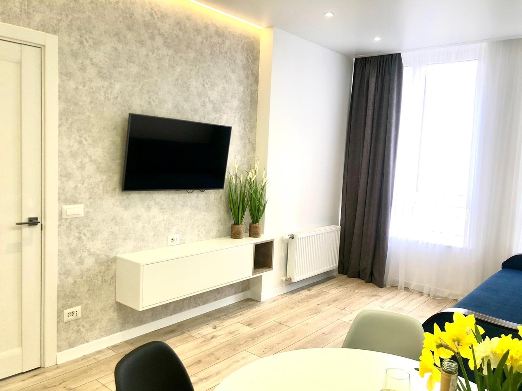 Osapart Beautiful Apartment In A Complex Semycvit Lviv Eksteriør bilde